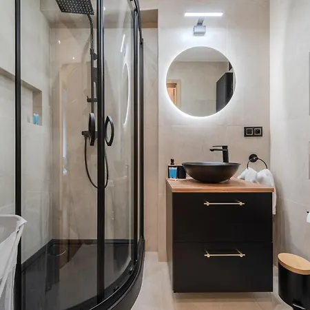Deluxe Corner Jagiellonska By Bookinghost Apartment *